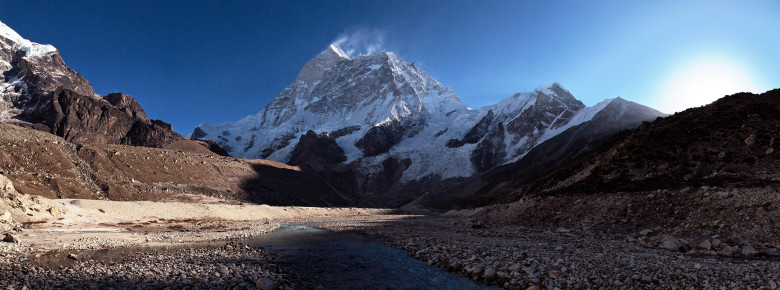 Morning in Makalu Basecamp